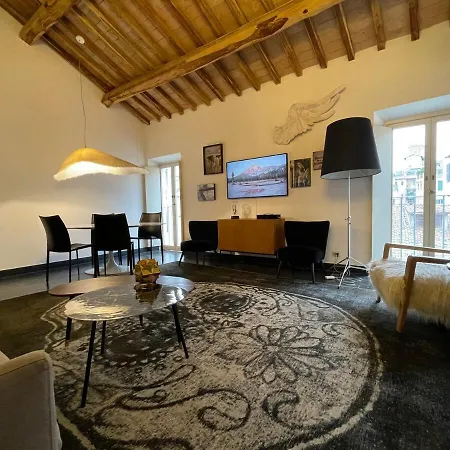 Monti Luxury Penthouse Apartment Rome